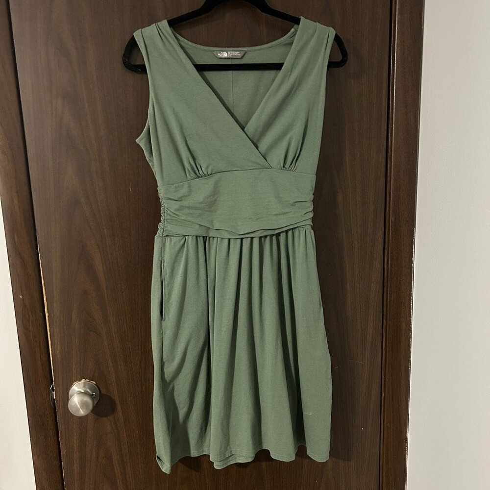 The North Face Heartwood Dress Green Medium